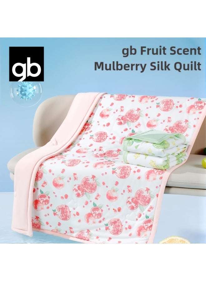 جي بي بطانية تبريد صيفية من جي بي - لحاف من مزيج الحرير البارد لمن يعانون من الحرارة أثناء النوم، لحاف برائحة الفواكه، خفيف الوزن وقابل للغسل في الغسالة، ناعم ومسامي ولطيف على البشرة، 200 × 150 سم (78.7 بوصة × 59.1 بوصة) أخضر - Image 2